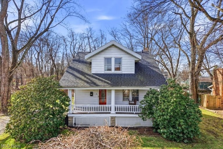 2410 Munroe Falls Avenue, Cuyahoga Falls, OH, 44221
