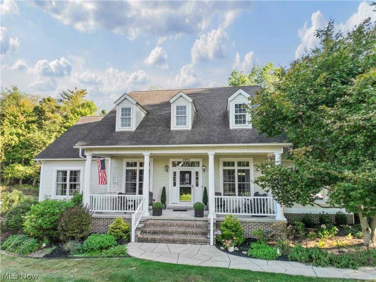 2011 Swan Lake Circle, Kent, OH, 44240
