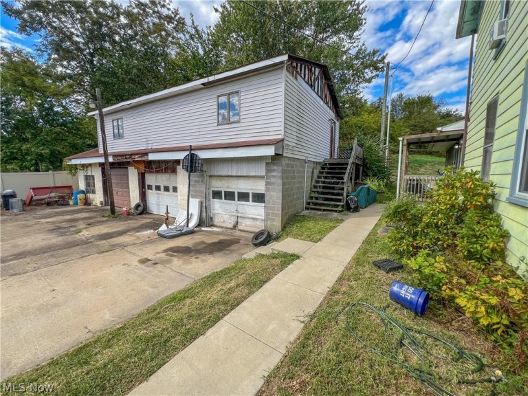14614 Liverpool Road, East Liverpool, OH - Photo 6