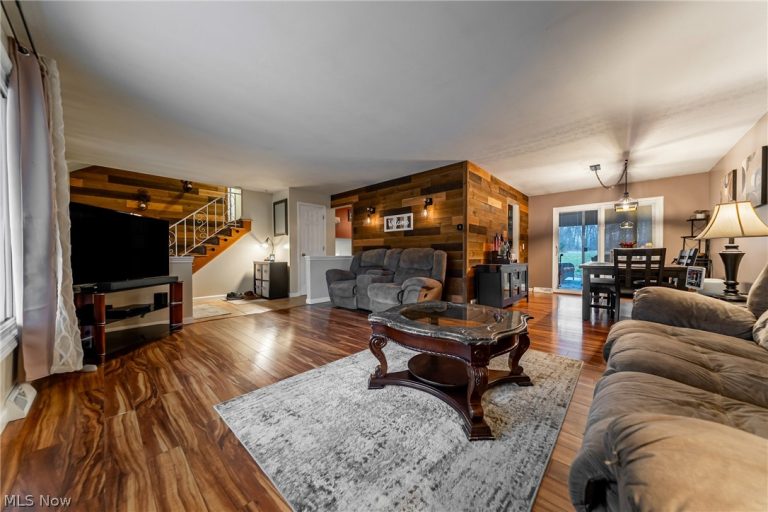 7791 Ridge Road, Parma, OH - Photo 6