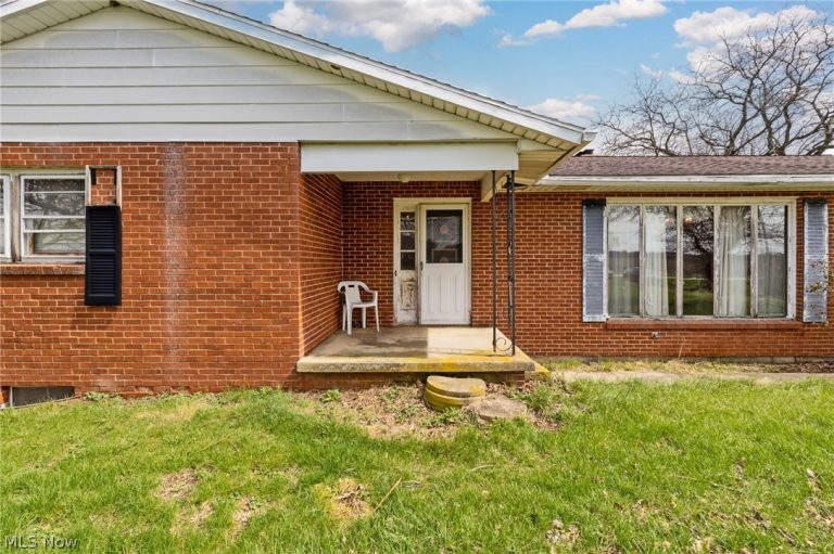 2554 Dry Lane Road, La Rue, OH - Photo 3