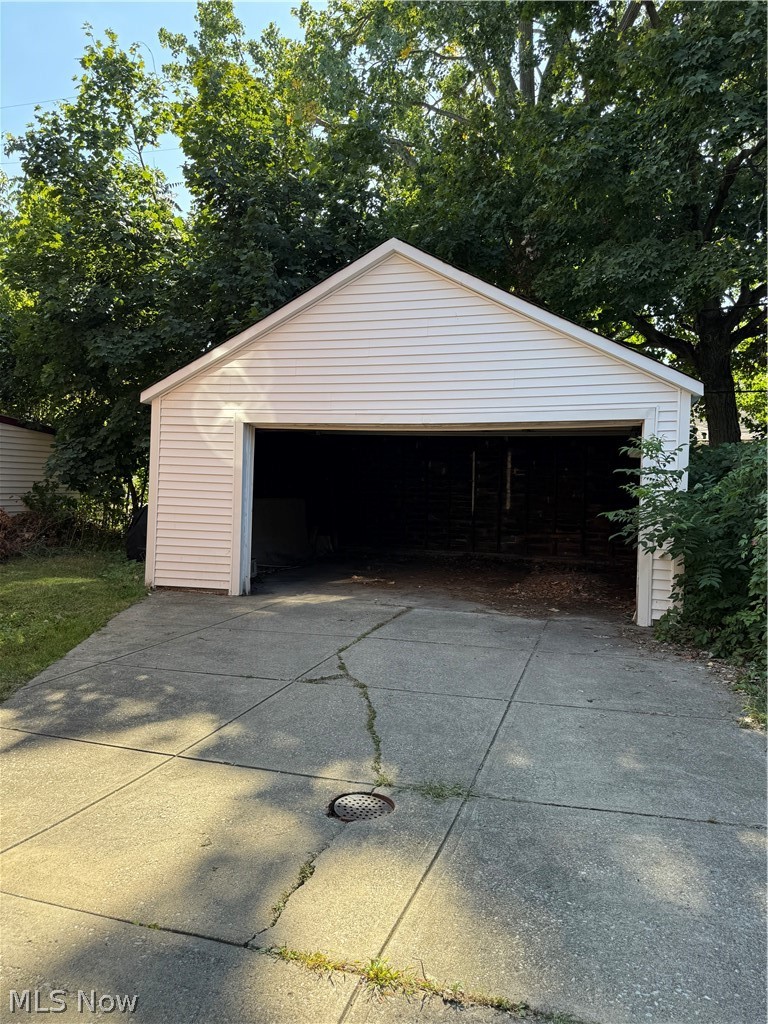 1426 175 Road, Cleveland, OH - Photo 3