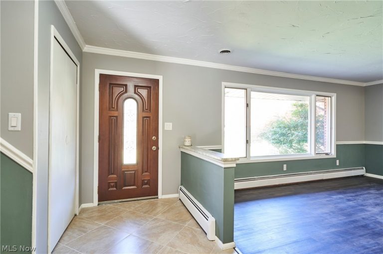 8585 Carmichael Drive, Chesterland, OH - Photo 8