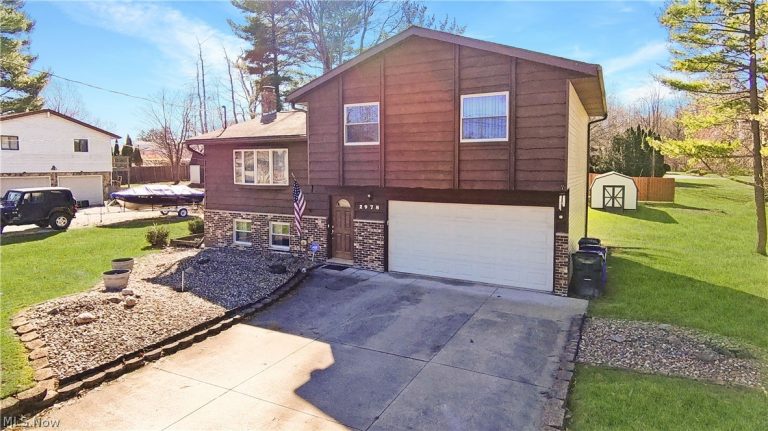 2978 Sandy Lake Road, Ravenna, OH - Photo 3