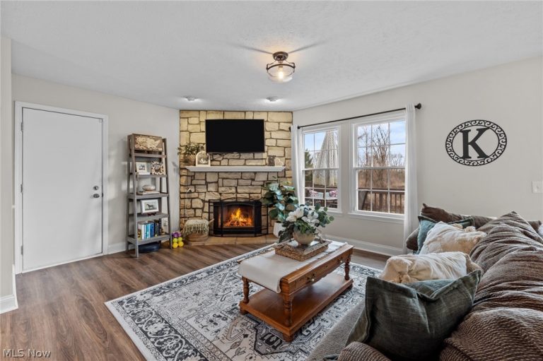 935 Yorktown Drive, Medina, OH - Photo 4