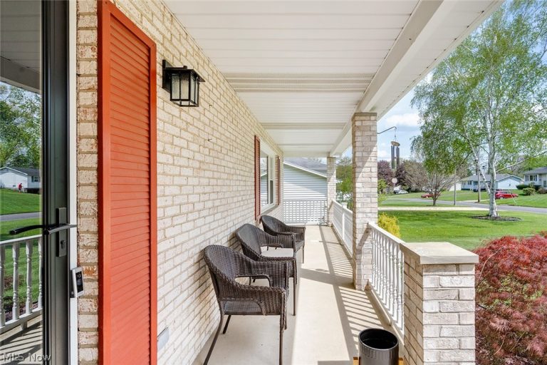 4220 Nottingham Avenue, Austintown, OH - Photo 4