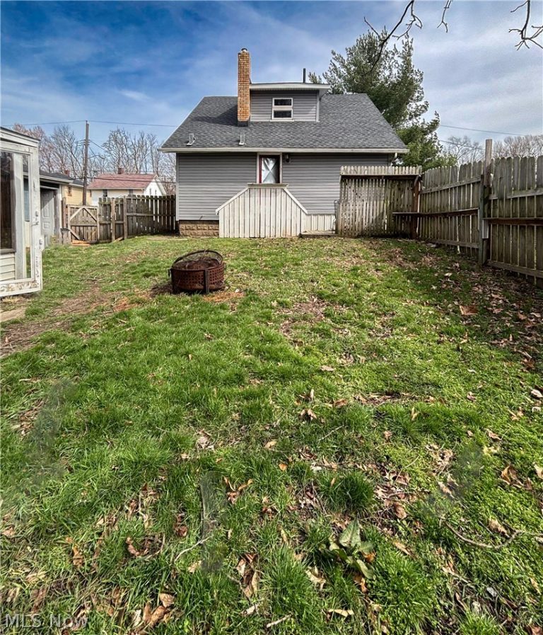 1811 Grace Avenue, Canton, OH - Photo 6