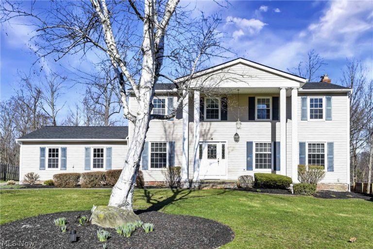 7916 Oakridge Drive, Mentor, OH, 44060