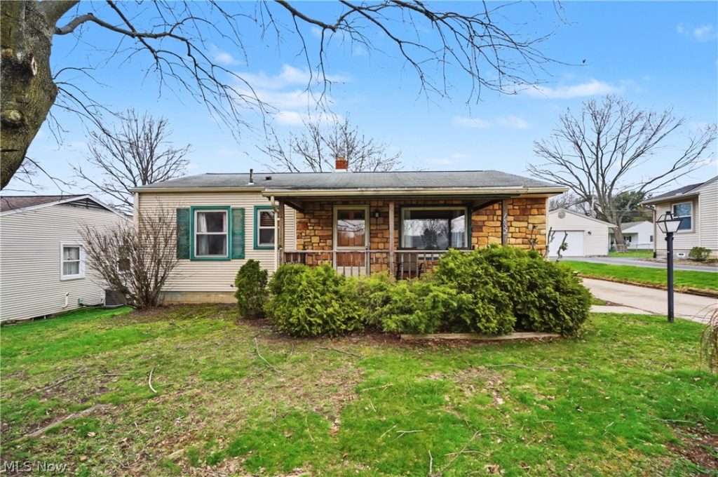 1852 Fairview Court, Salem, OH