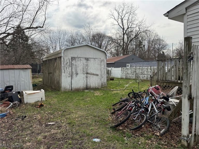 45 Cedar Street, Geneva, OH - Photo 8