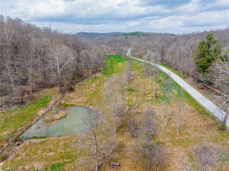 CHRISTIAN HILL RD, Cambridge, OH - Photo 6