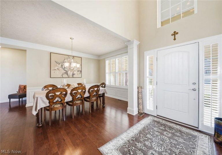 18229 Clare Court, Strongsville, OH - Photo 6