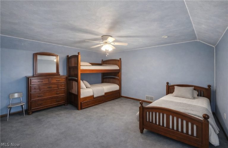 1609 37th Street, Lorain, OH - Photo 3