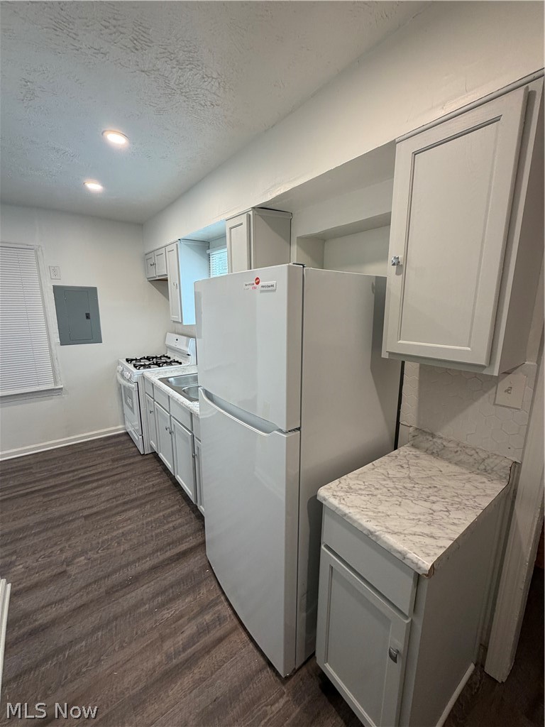 11912 Holborn Avenue, Cleveland, OH - Photo 5