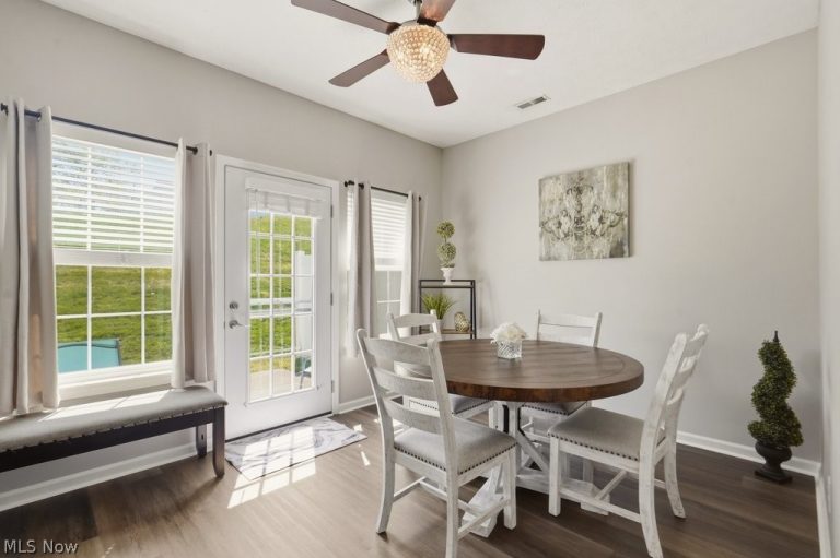 307 Teal Circle, Coventry, OH - Photo 8