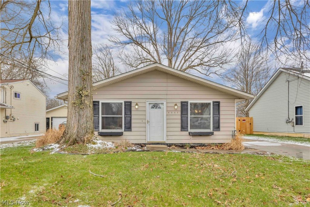 6048 Rosebelle Avenue, North Ridgeville, OH