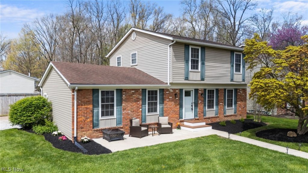5660 Marine Parkway, Mentor on the Lake, OH
