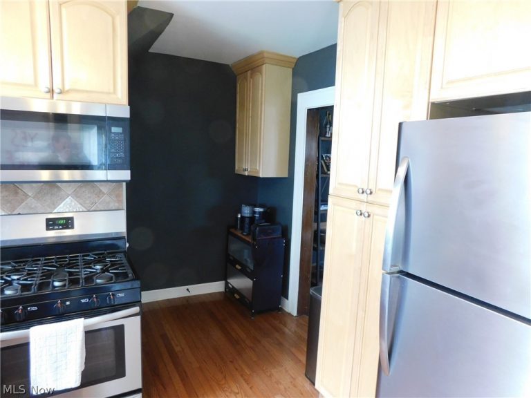 1915 34th Street, Canton, OH - Photo 5