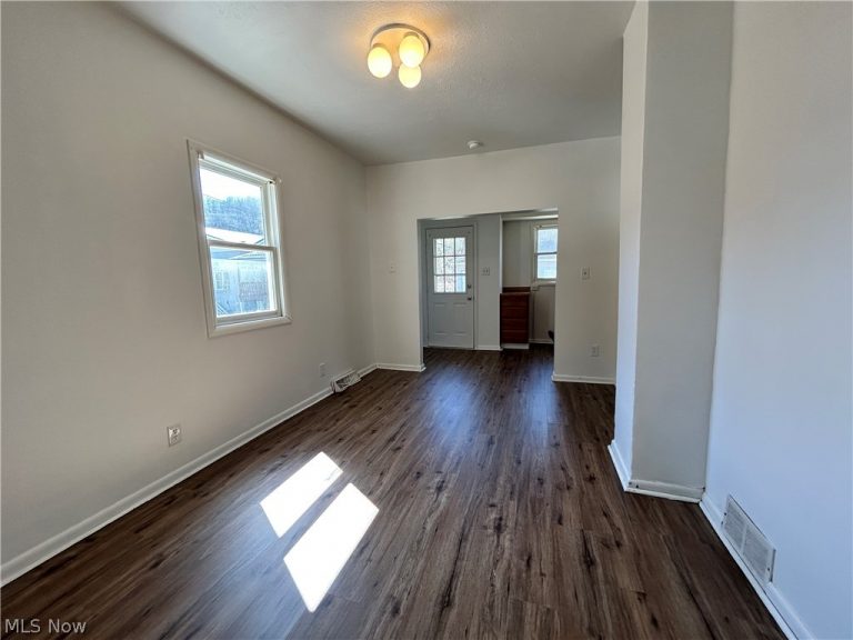642 Cove Road #1, Weirton, WV - Photo 3