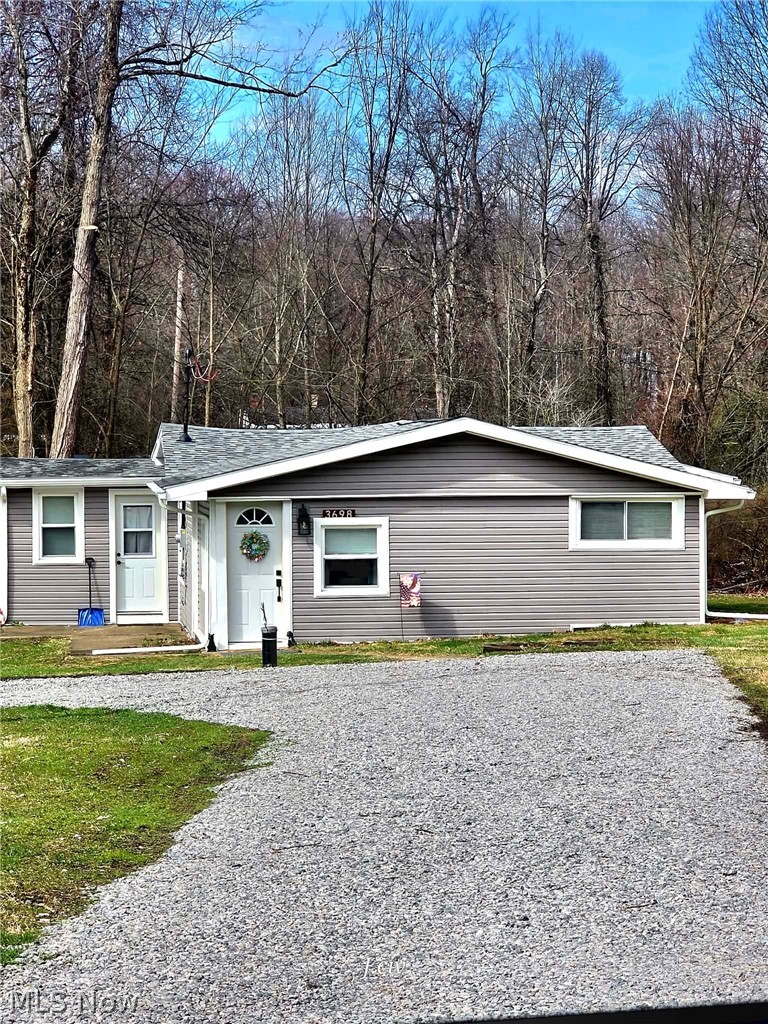 3698 Buena Vista Drive, Hubbard, OH, 44425