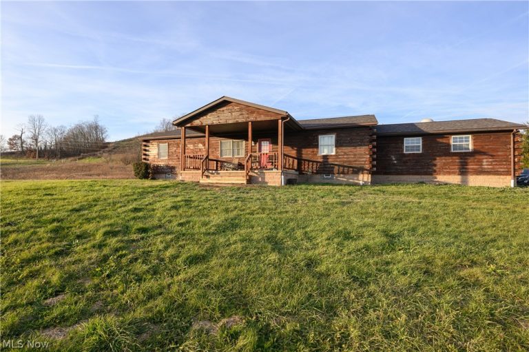 8200 Cutler Road, Sherrodsville, OH, 44675