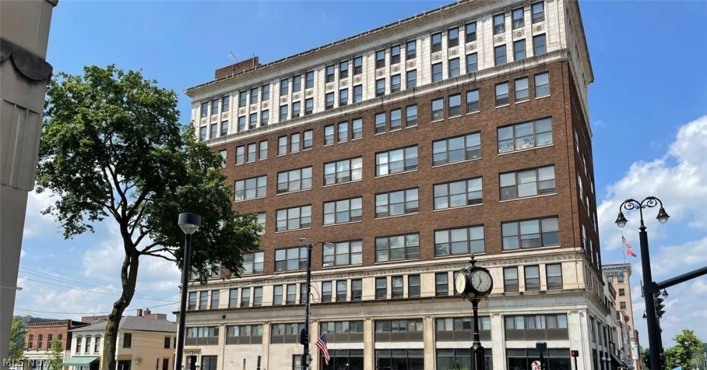 59 Lincoln Way #602, Massillon, OH