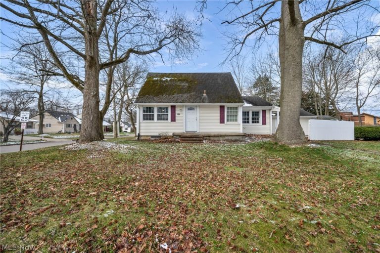 394 Hawkins Avenue, Akron, OH, 44313