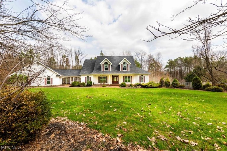 13905 Aquilla Road, Burton, OH - Photo 4