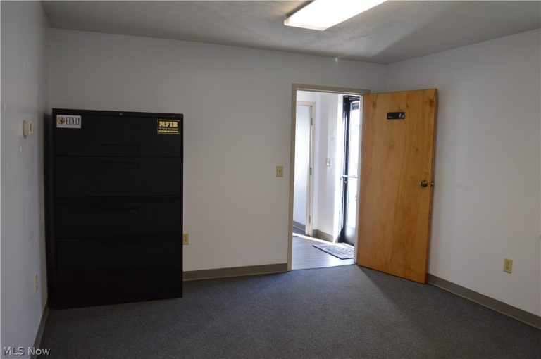 26420 State Route 7, Marietta, OH - Photo 8