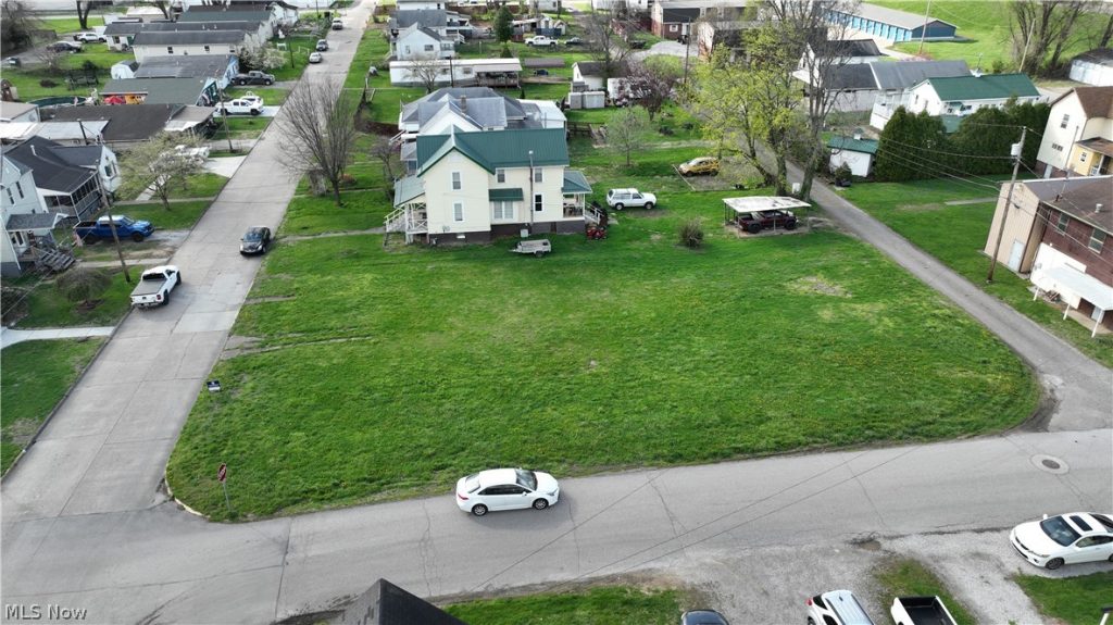 627 33rd Street, Parkersburg, WV