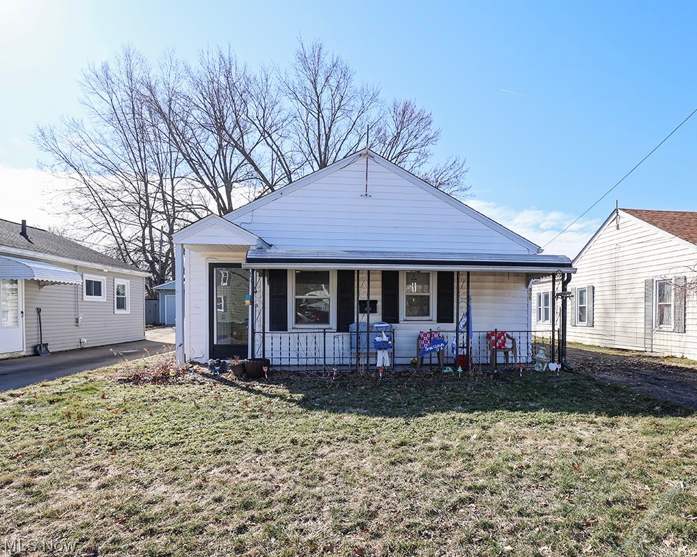 805 Clark Street, Elyria, OH