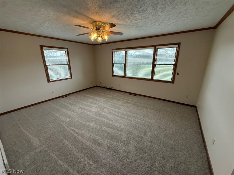 2286 Stonecreek Road, New Philadelphia, OH - Photo 3