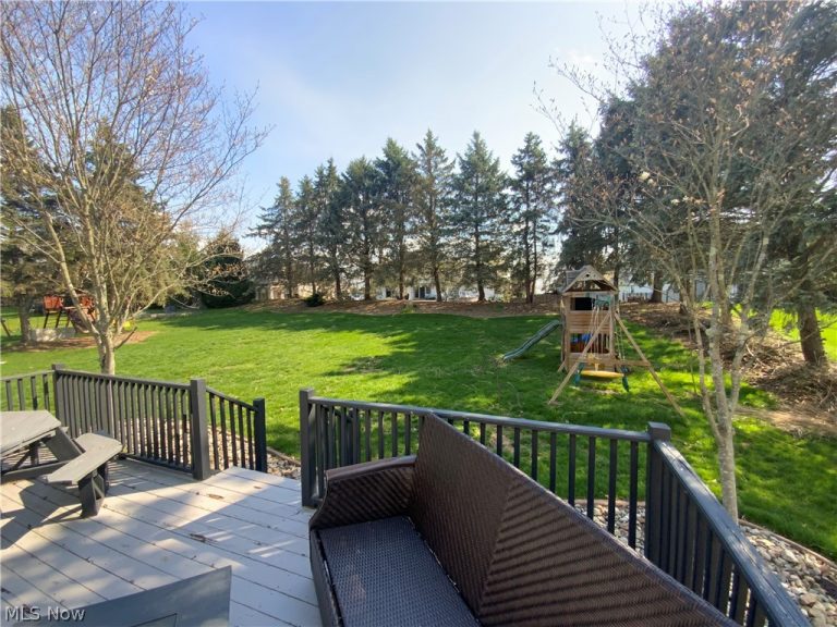 6922 Thornwood Street, Canton, OH - Photo 5