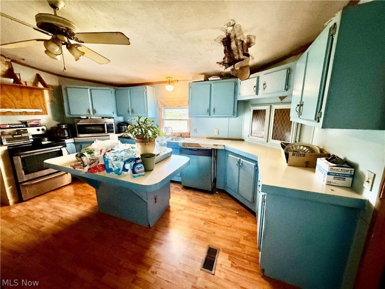 39 Township Road 677, Steubenville, OH - Photo 8