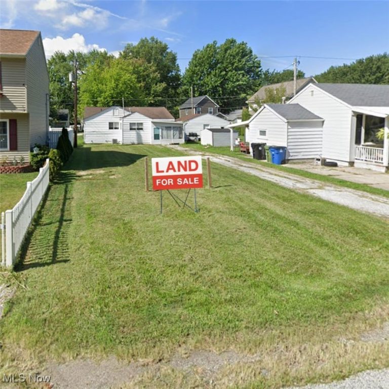 33862 Beachpark Drive, Eastlake, OH, 44095