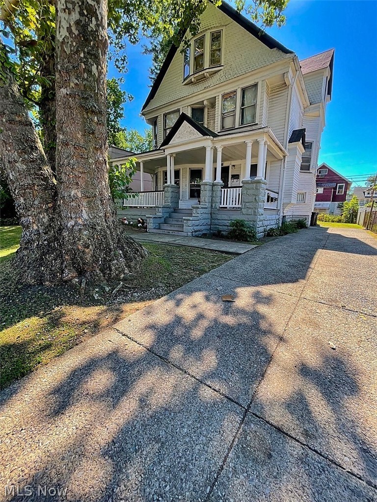 554 Eddy Road, Cleveland, OH - Photo 5