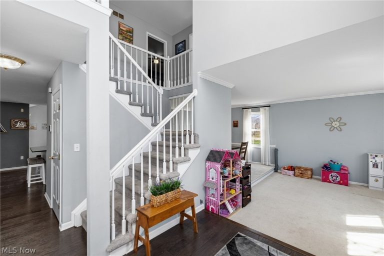 3201 Hardwood Hollow Road, Medina, OH - Photo 3