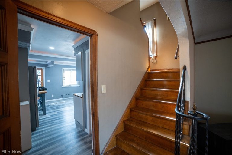 285 216th Street, Euclid, OH - Photo 8