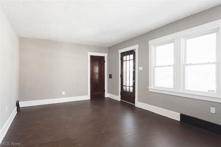 105 Manchester Avenue, Youngstown, OH - Photo 5