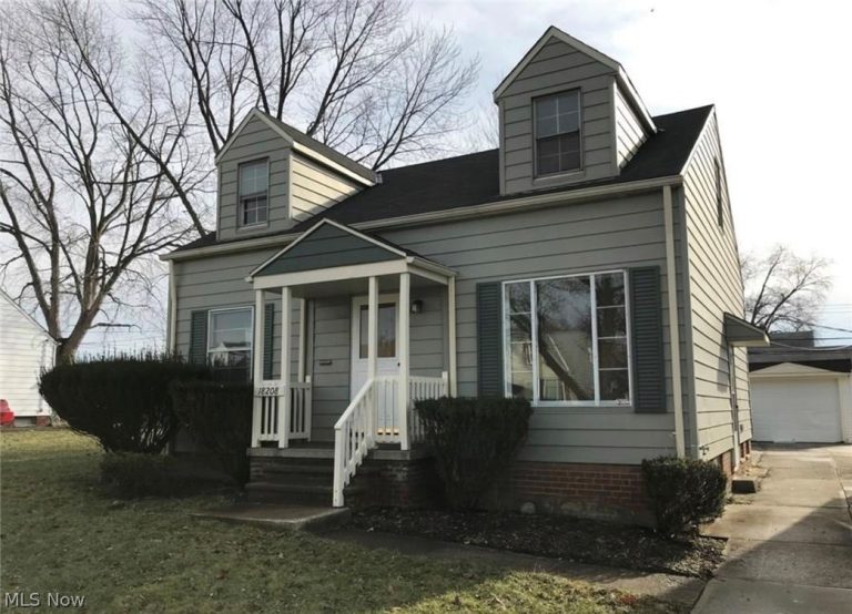18208 Edinboro Avenue, Maple Heights, OH, 44137