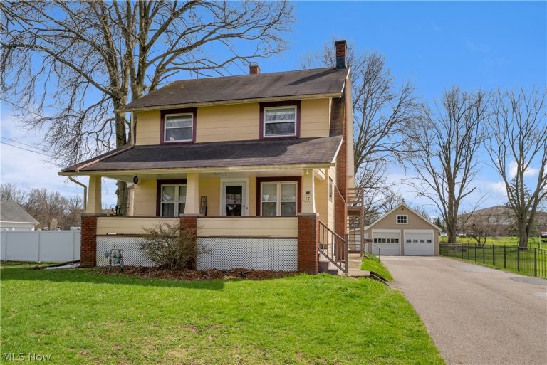57 Charles Avenue, Boardman, OH - Photo 2