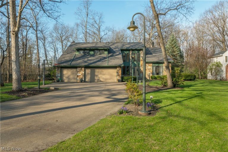 6880 Cliffside Drive, Vermilion, OH, 44089