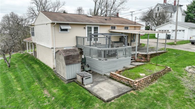 112 Cole Street, Barnesville, OH - Photo 4