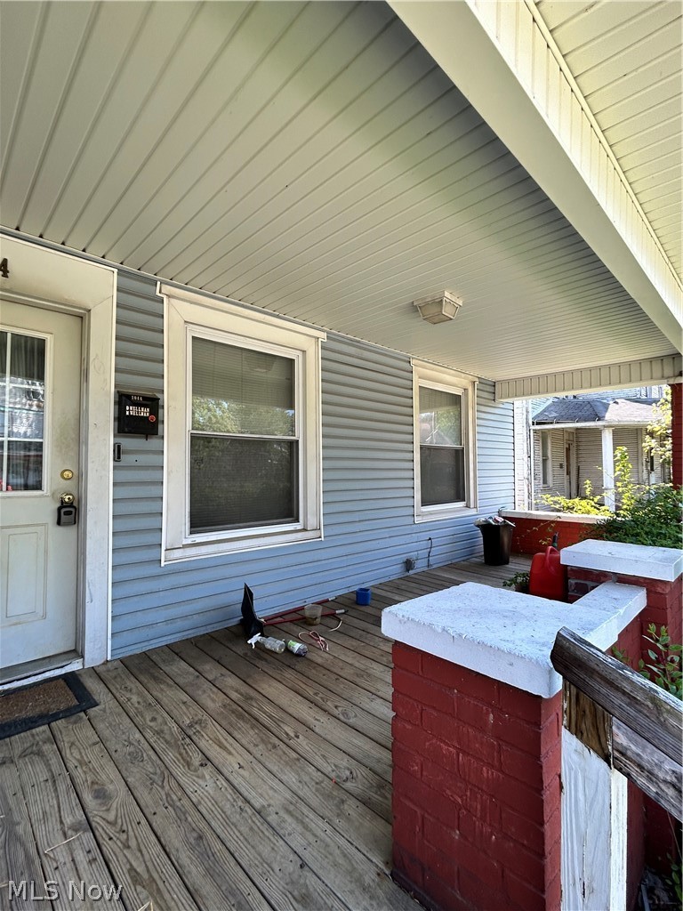 1044 Freedom Avenue, Alliance, OH - Photo 2