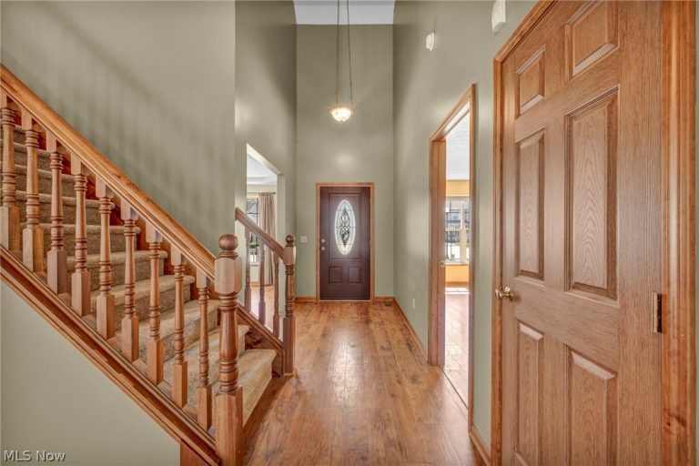 39896 Hope Court, Elyria, OH - Photo 4