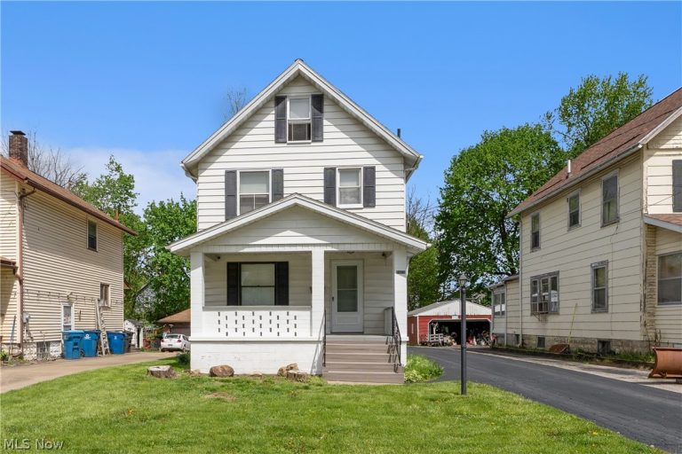 273 Maplewood Avenue, Struthers, OH, 44471