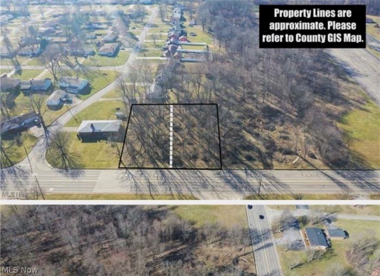 902 Meridian Road, Austintown, OH - Photo 3