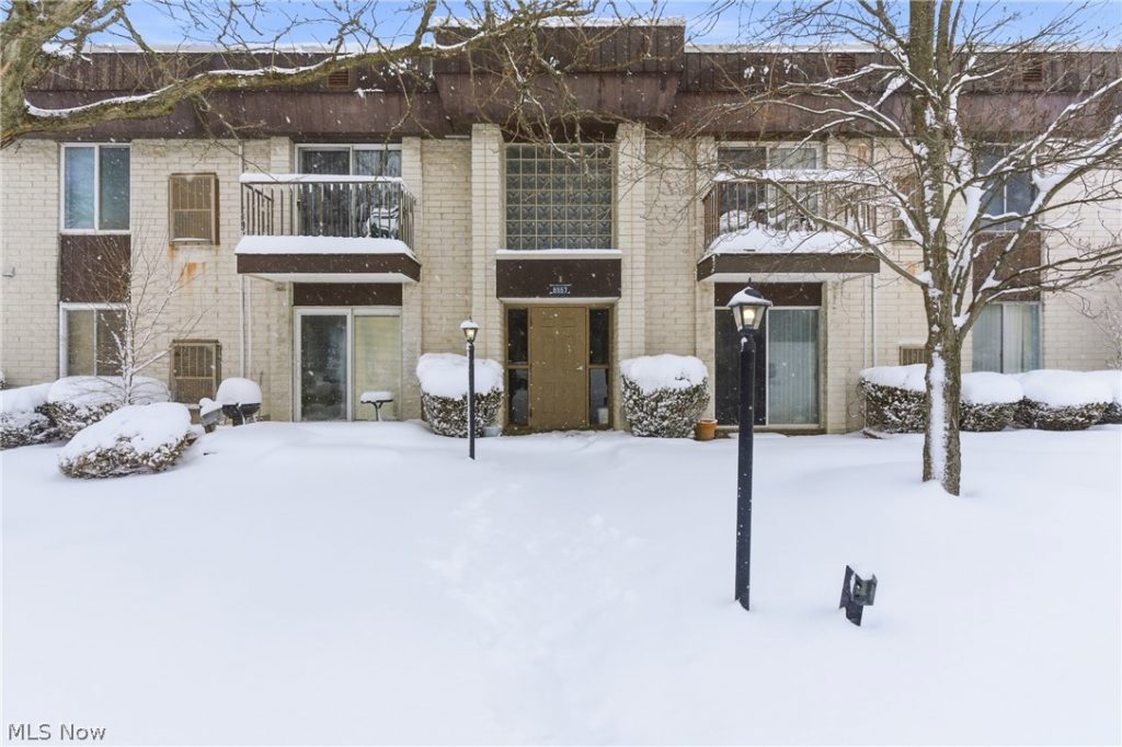 8557 Akins Road #204, North Royalton, OH
