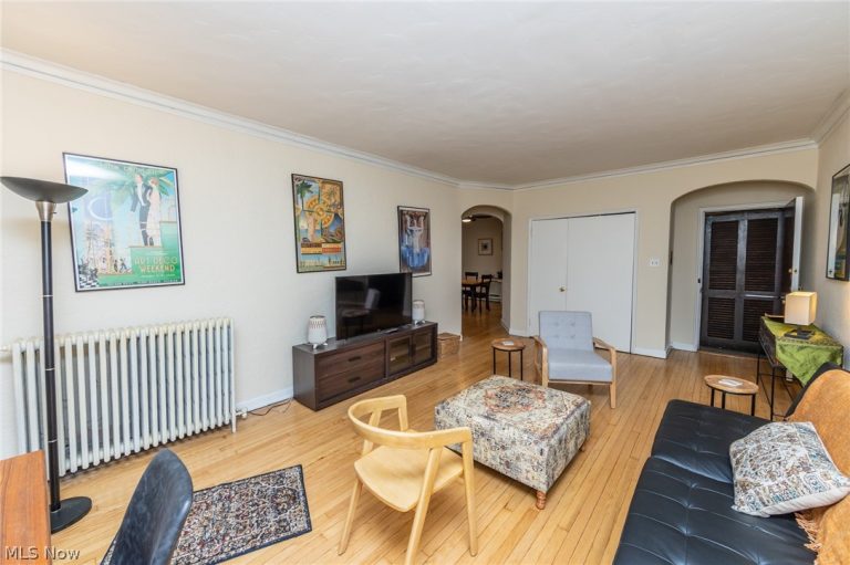 2330 Euclid Heights Boulevard #105, Cleveland Heights, OH - Photo 5