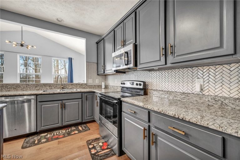 10400 Maryland Street, Aurora, OH - Photo 8
